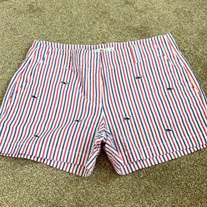 Vineyard Vines shorts size 6